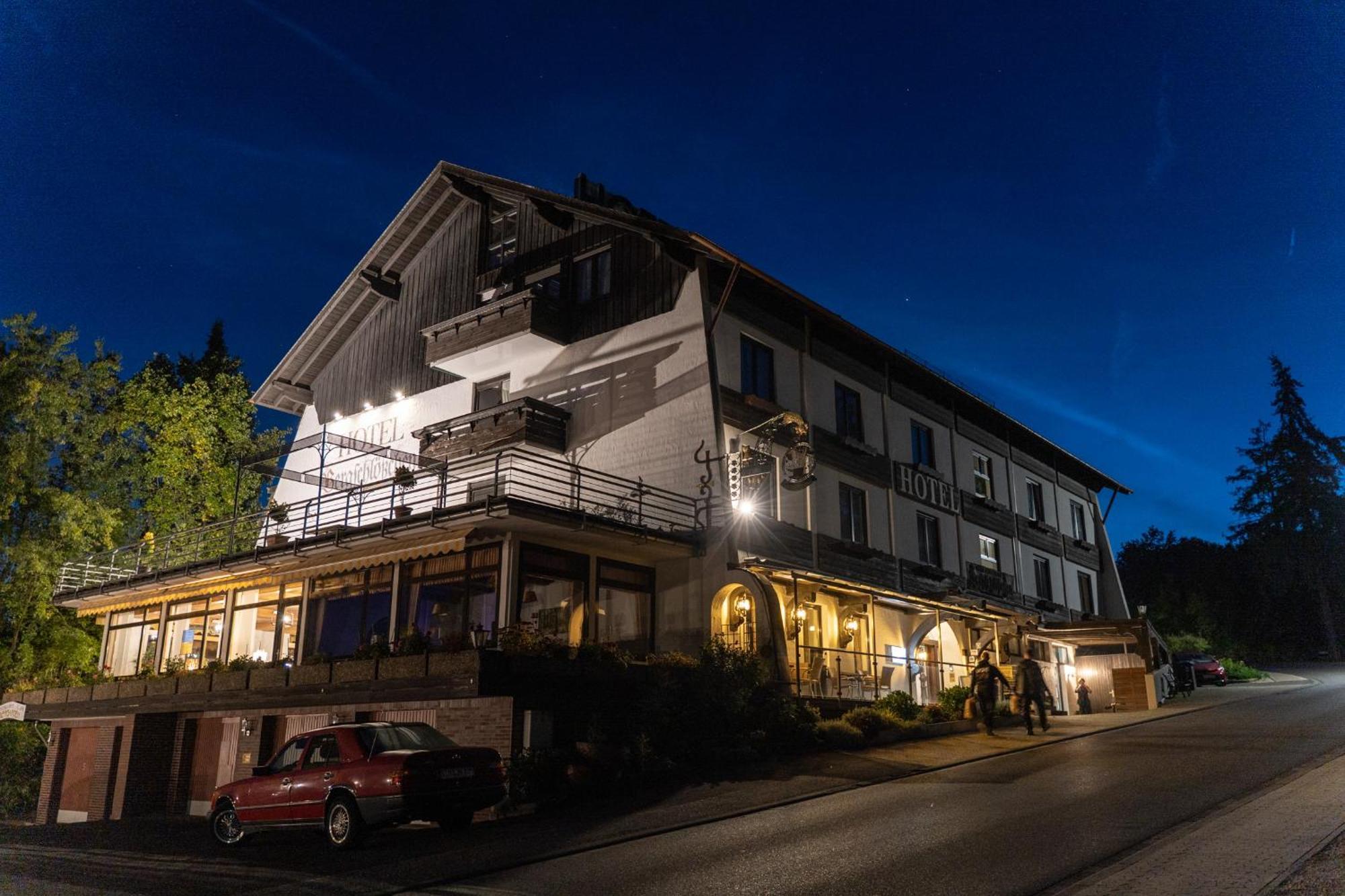 Hotel Bergschloesschen ซิมเมิร์น ภายนอก รูปภาพ