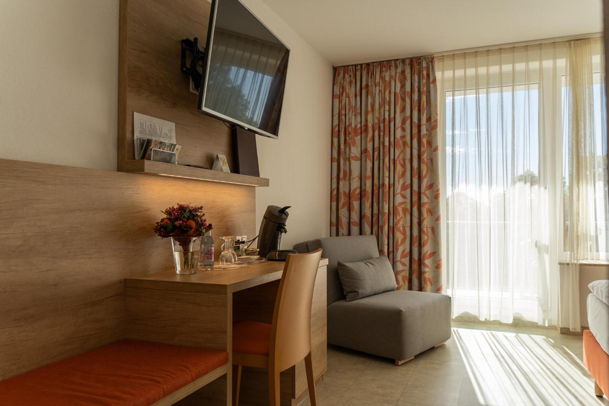 Hotel Bergschloesschen ซิมเมิร์น ภายนอก รูปภาพ