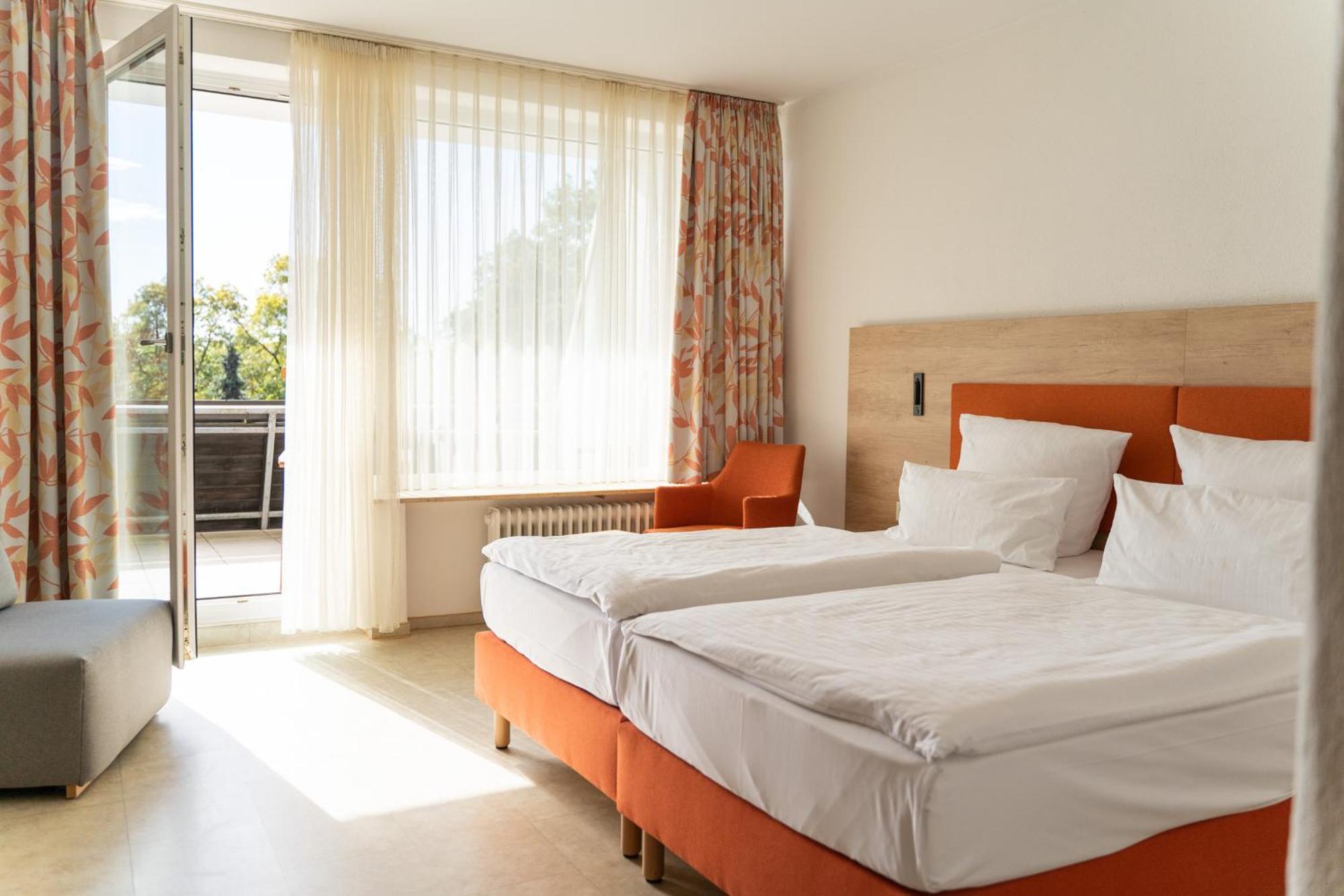 Hotel Bergschloesschen ซิมเมิร์น ภายนอก รูปภาพ