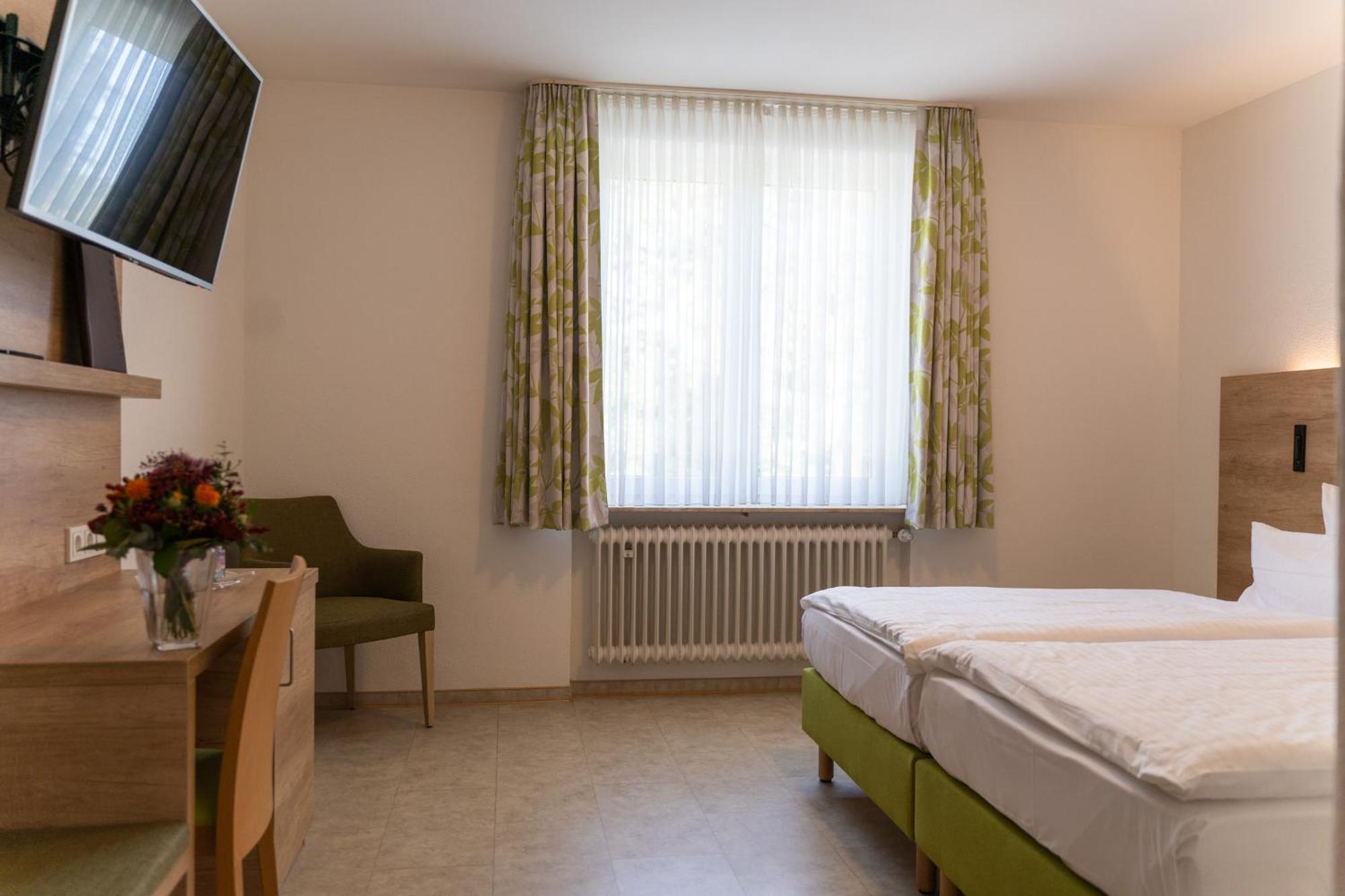 Hotel Bergschloesschen ซิมเมิร์น ภายนอก รูปภาพ