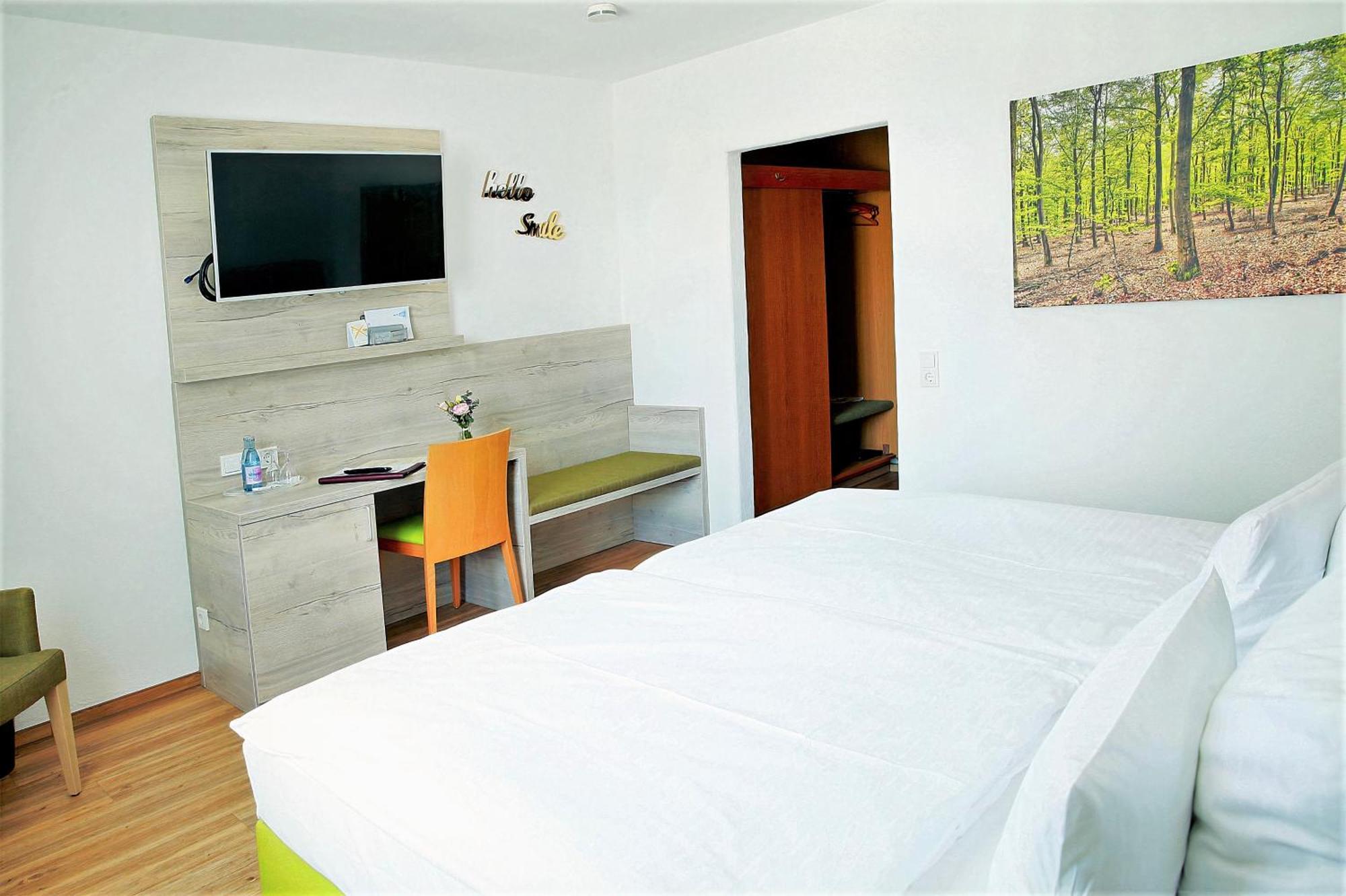 Hotel Bergschloesschen ซิมเมิร์น ภายนอก รูปภาพ