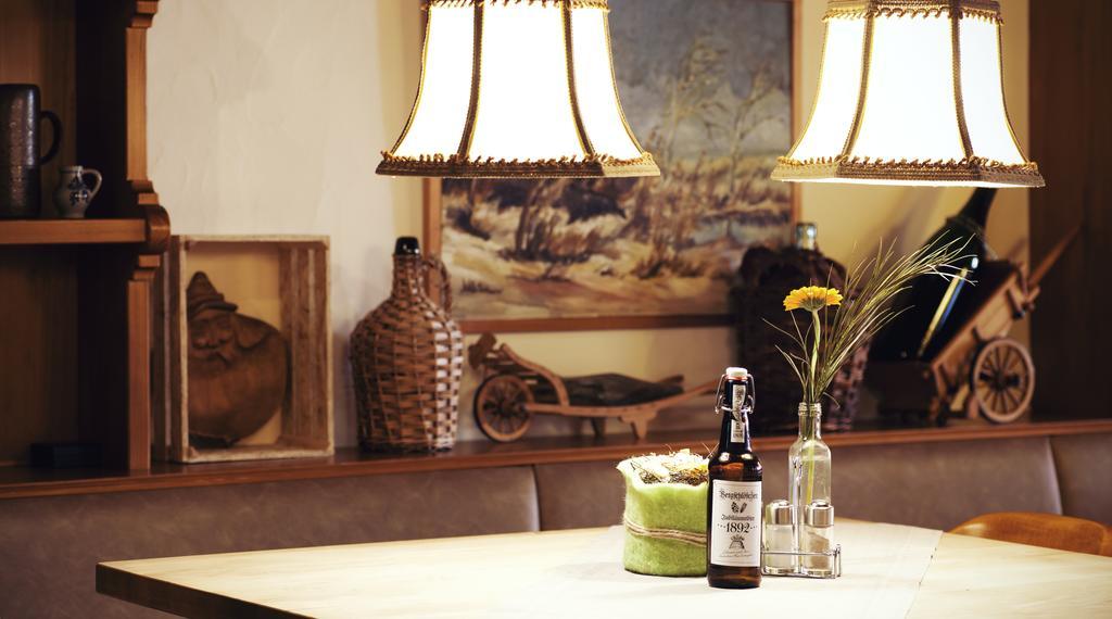 Hotel Bergschloesschen ซิมเมิร์น ภายนอก รูปภาพ